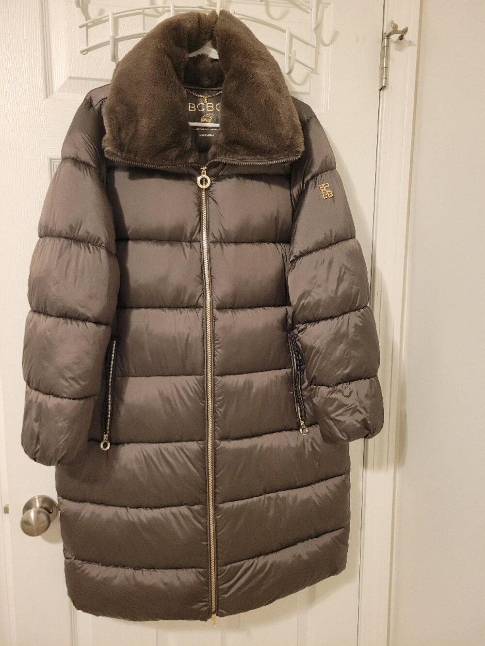 BCBG NWOT Taupe Long Puffer Coat with Faux Fur Collar Size L